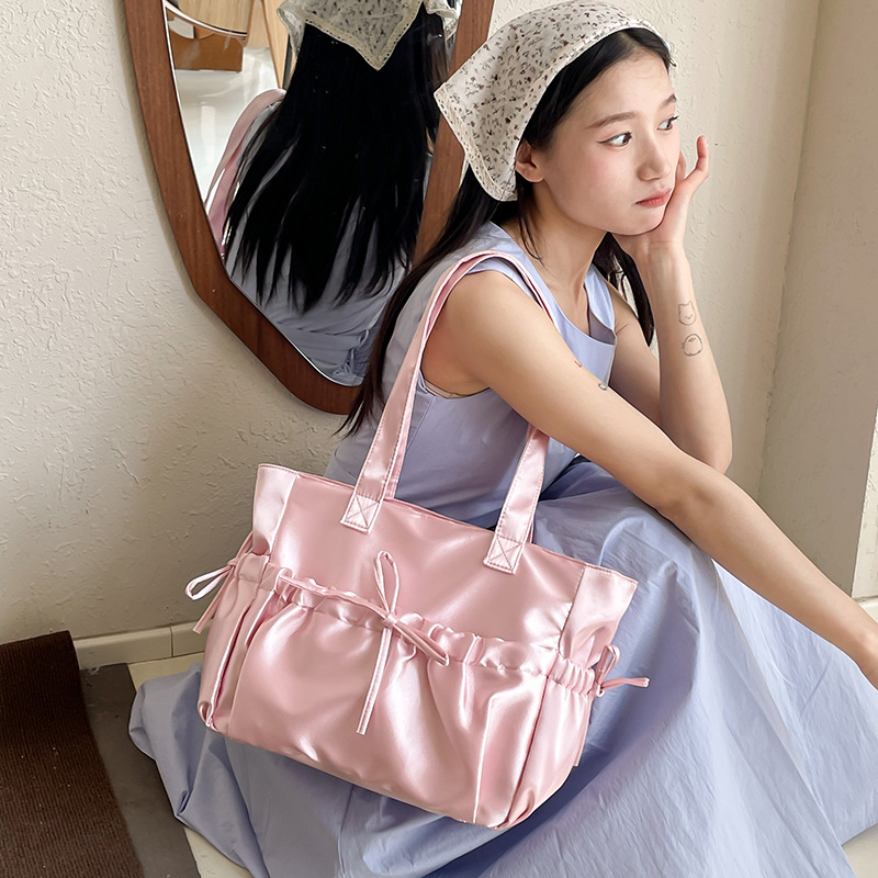 Satijn Ballet Stijl Geplooide  - Laptop Accessories Girls recensie en prijs